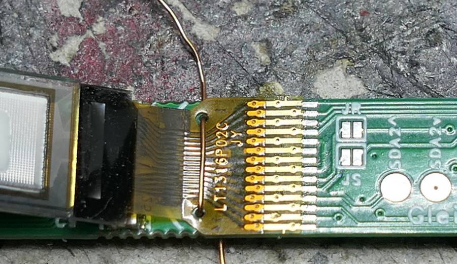 oled750_03.jpeg